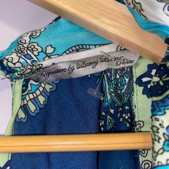 Larry Levine Paisley Print Sleeveless Silky Top Size Petite Medium - Picture 7 of 8